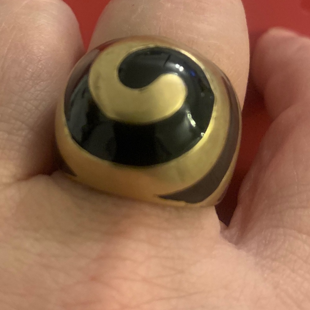 Black & gold swirl ring